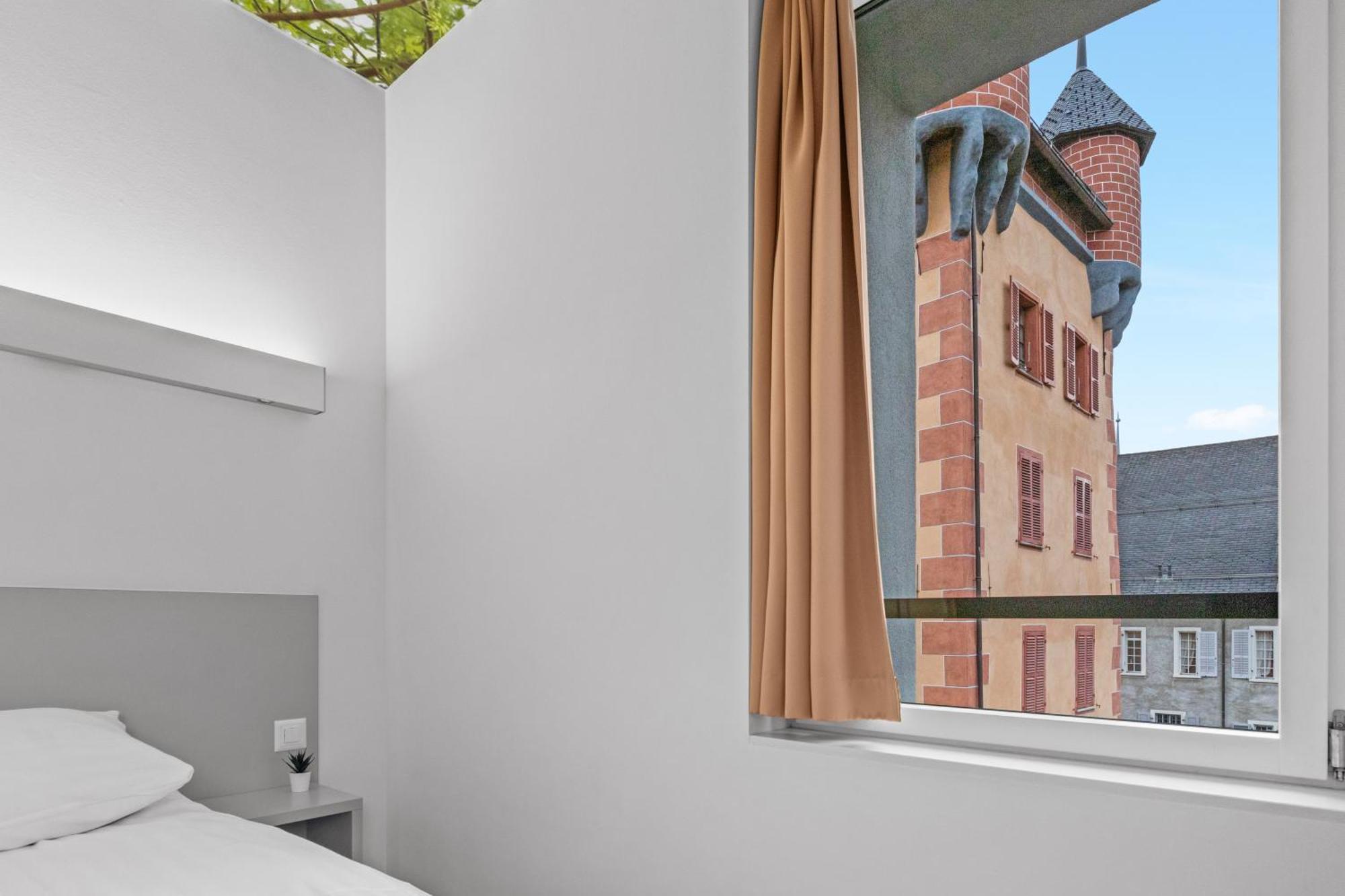 Hotel De La Poste Sierre Buitenkant foto