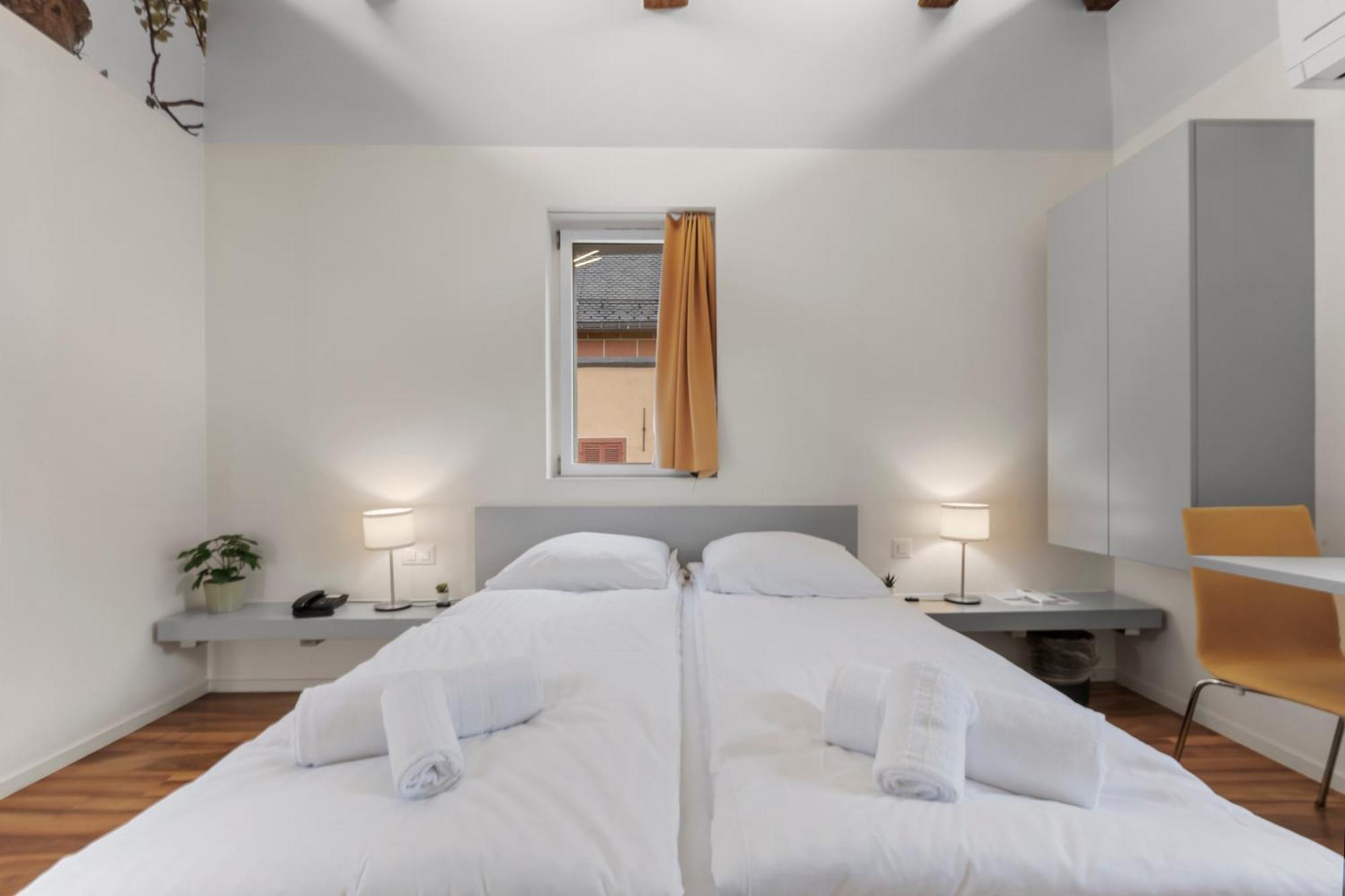 Hotel De La Poste Sierre Buitenkant foto