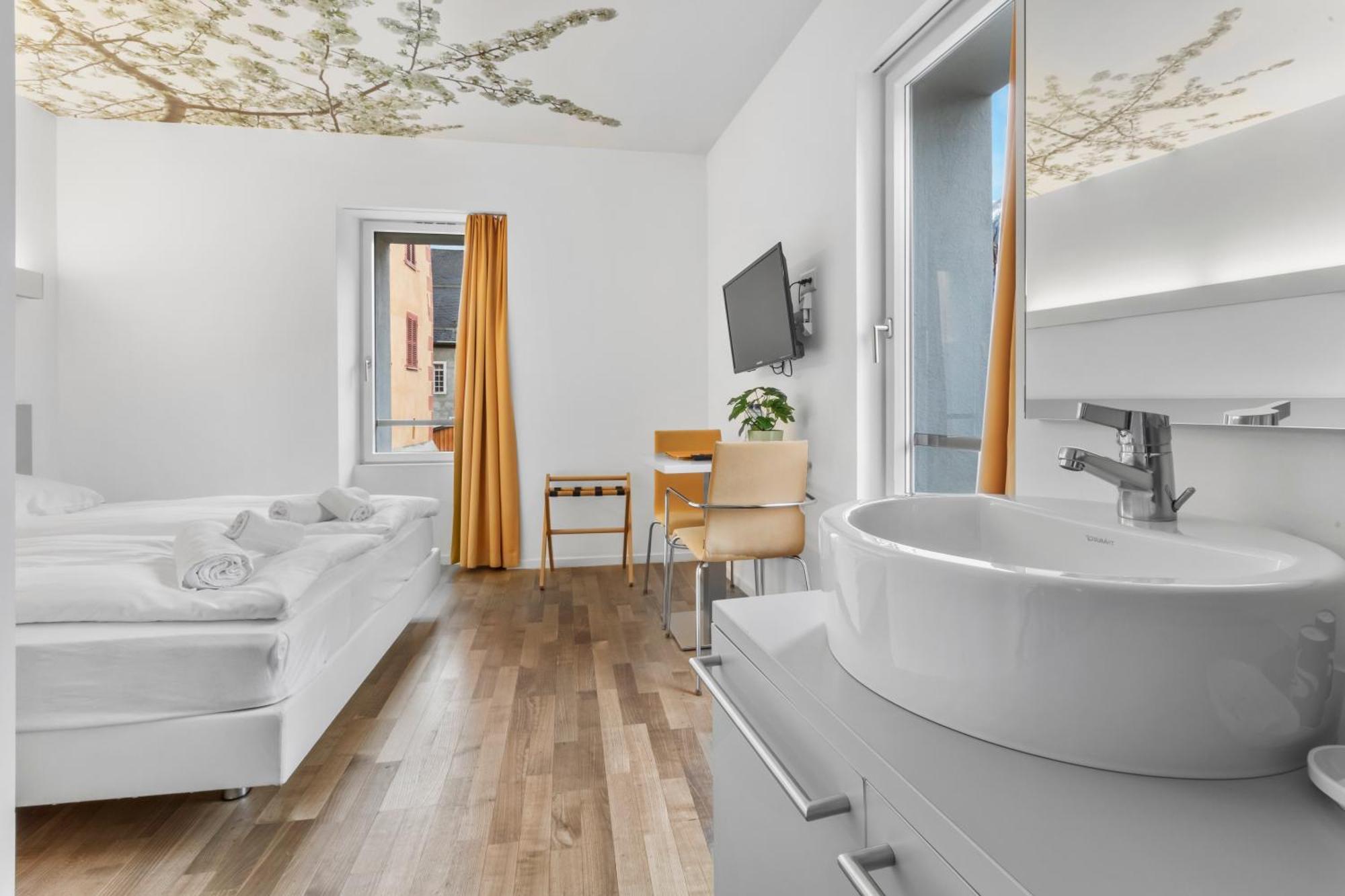 Hotel De La Poste Sierre Buitenkant foto