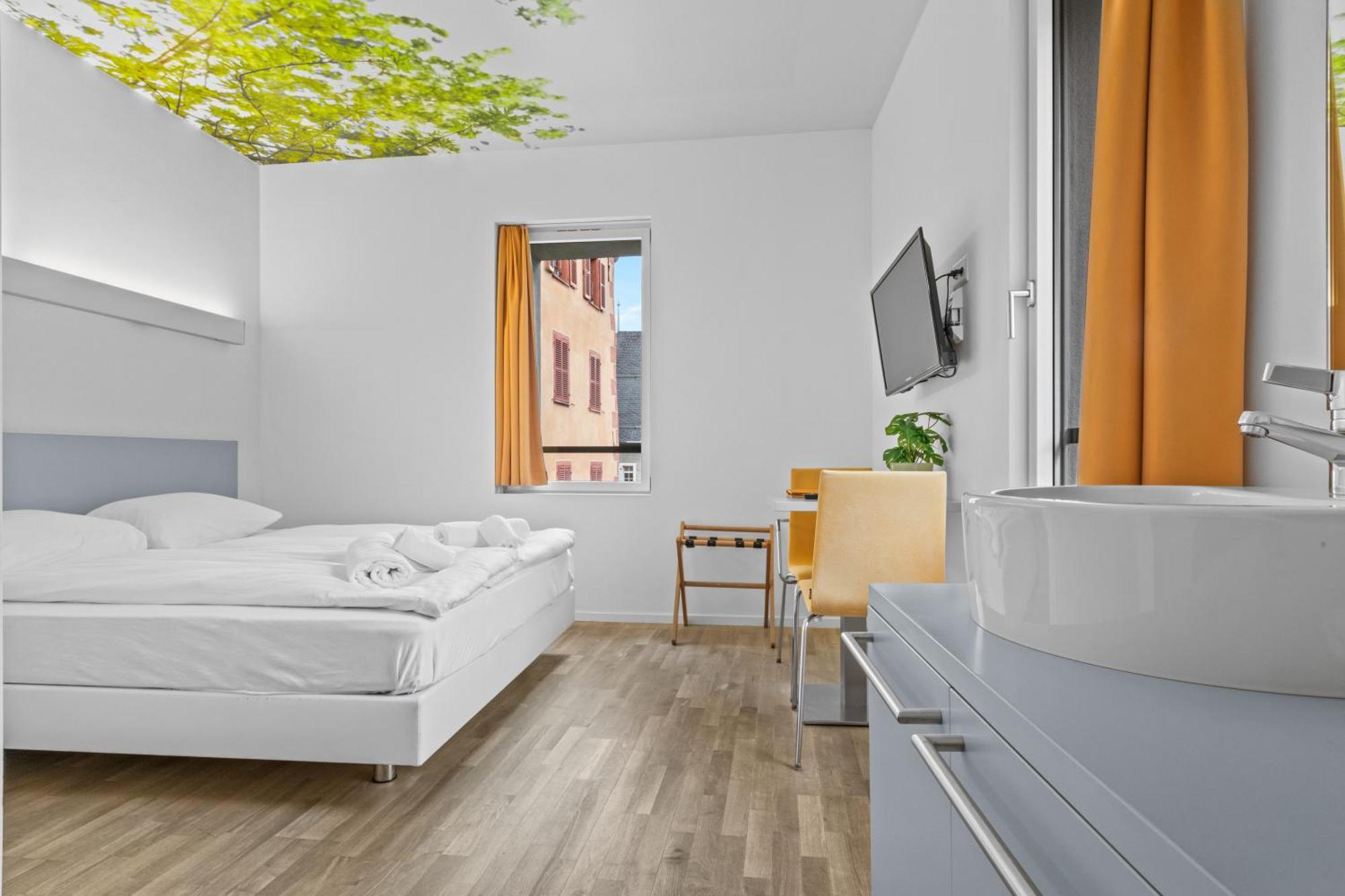 Hotel De La Poste Sierre Buitenkant foto
